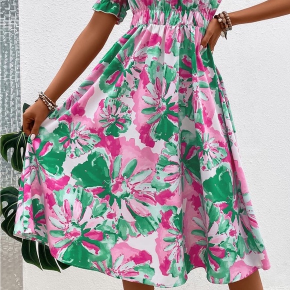 FLORAL FRILL TRIM SQUARE NECK DRESS - Picture 3 of 6